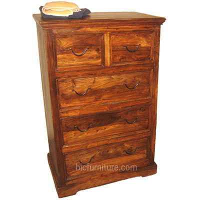 Wooden Chest of Drawers 1